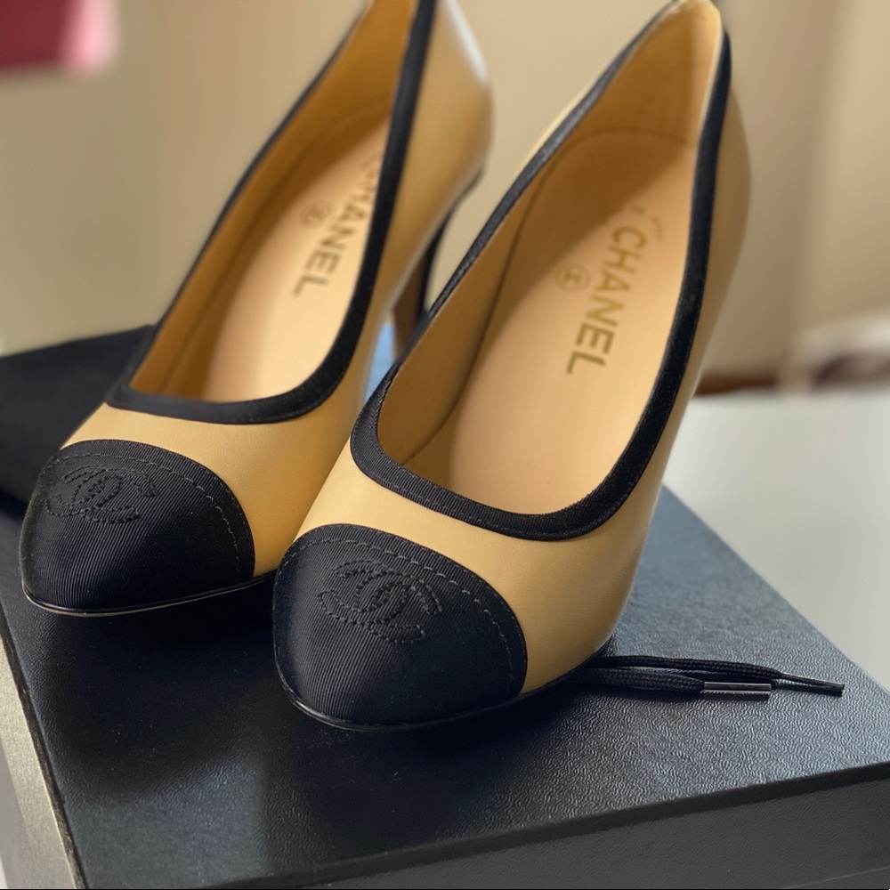 CHANEL Lambskin 80 MM Agora Pumps